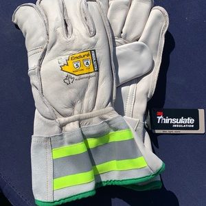 NWT Winter Gauntlet cuff goatskin work gloves LG